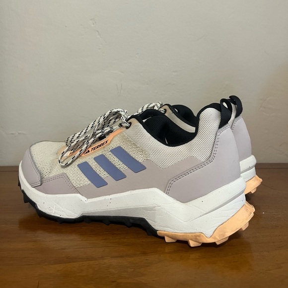 🍑 Adidas TERREX Terrex AX4 Hiking Shoe - Women's - Picture 3 of 8